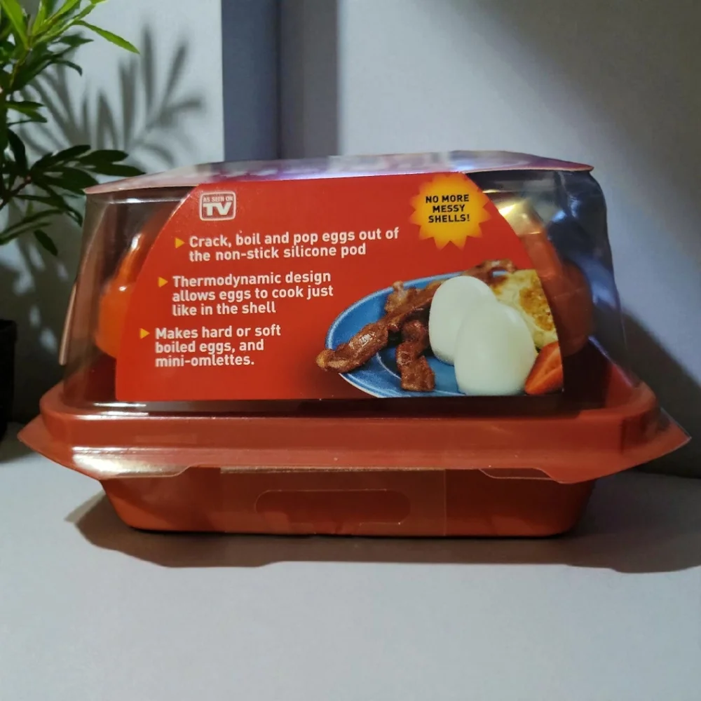 NWT Egglettes Egg Cooker Hard Boiled Eggs Without Shell 4 Egg Cups